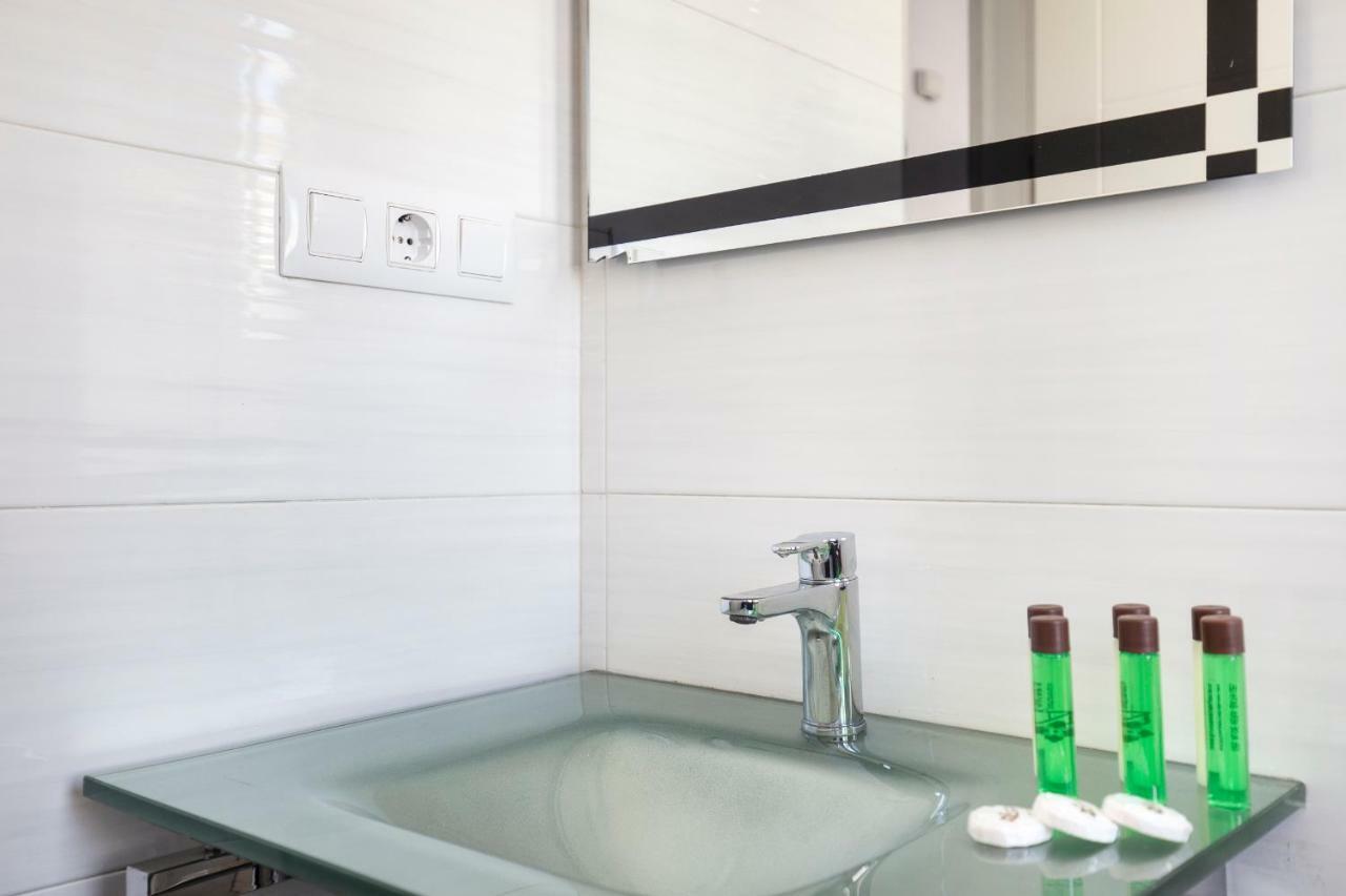 Apartamento Atico Real Suites Granada Exterior photo